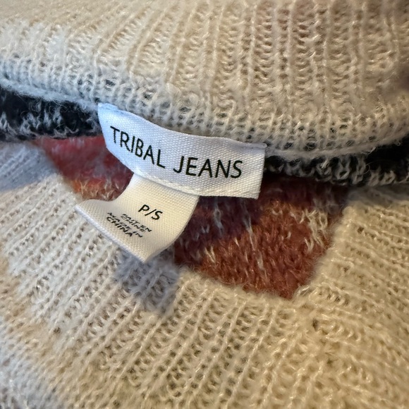 Tribal Jeans sweater - Picture 2 of 5